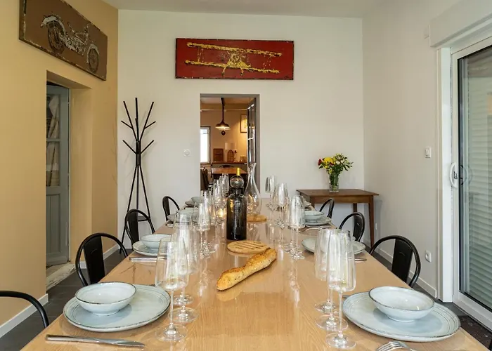 בית נופש Maison Pour 8 Avec Piscine - נוארמוטייה-אן-ליל